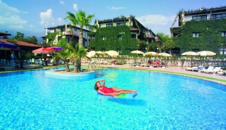 CLUB TITAN HOTEL